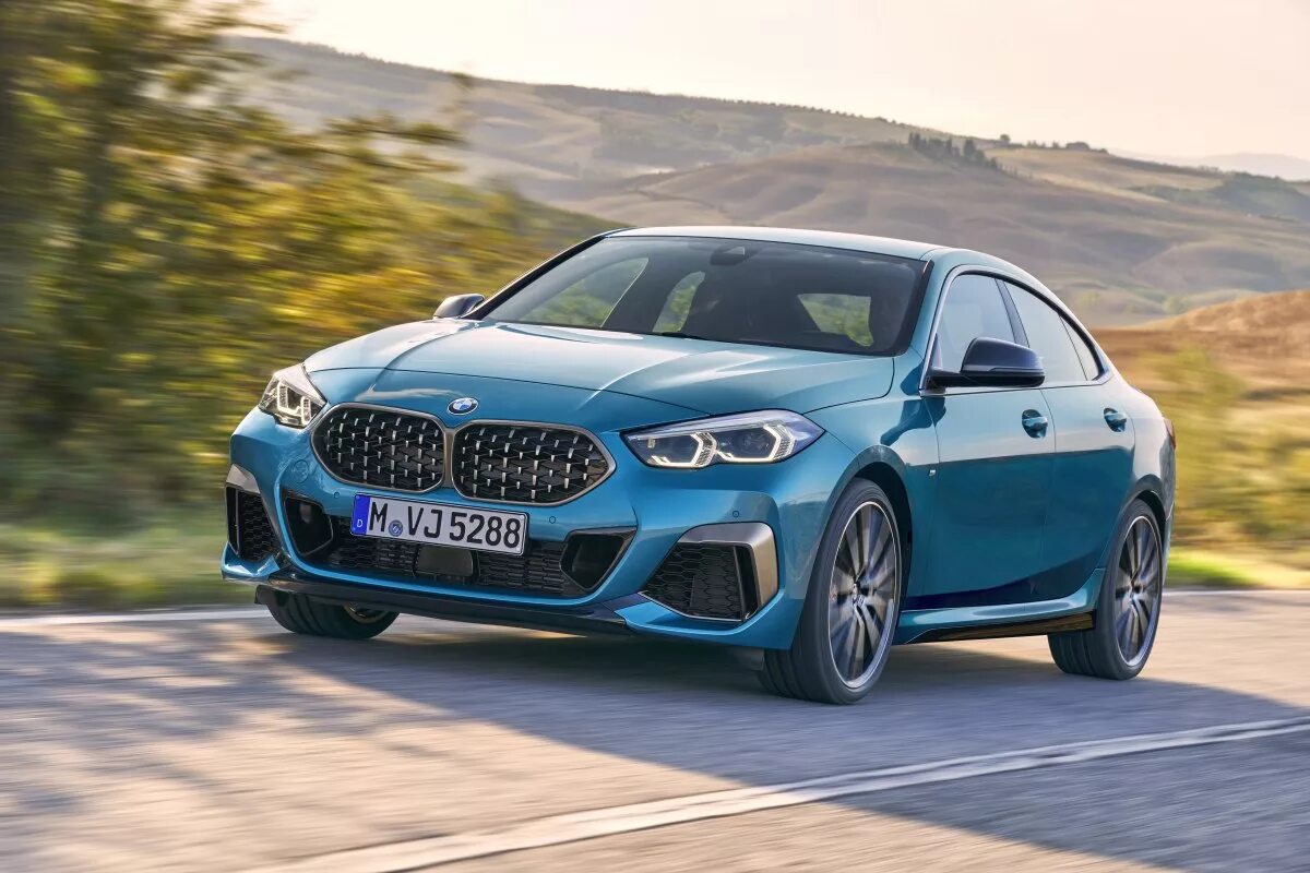 Нова бмв 2020. BMW m2 Gran Coupe. BMW m2 Coupe 2020. BMW 2 Gran Coupe 2022. BMW m2 Coupe 2022.