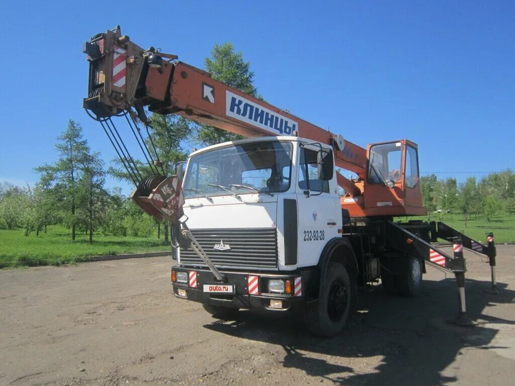 Клинцы 25т 28м. Автокран клинцы маз. Автокран кс-55713-6к. Кс 55713-6к галичанин. Маз клинцы 20 тонн.
