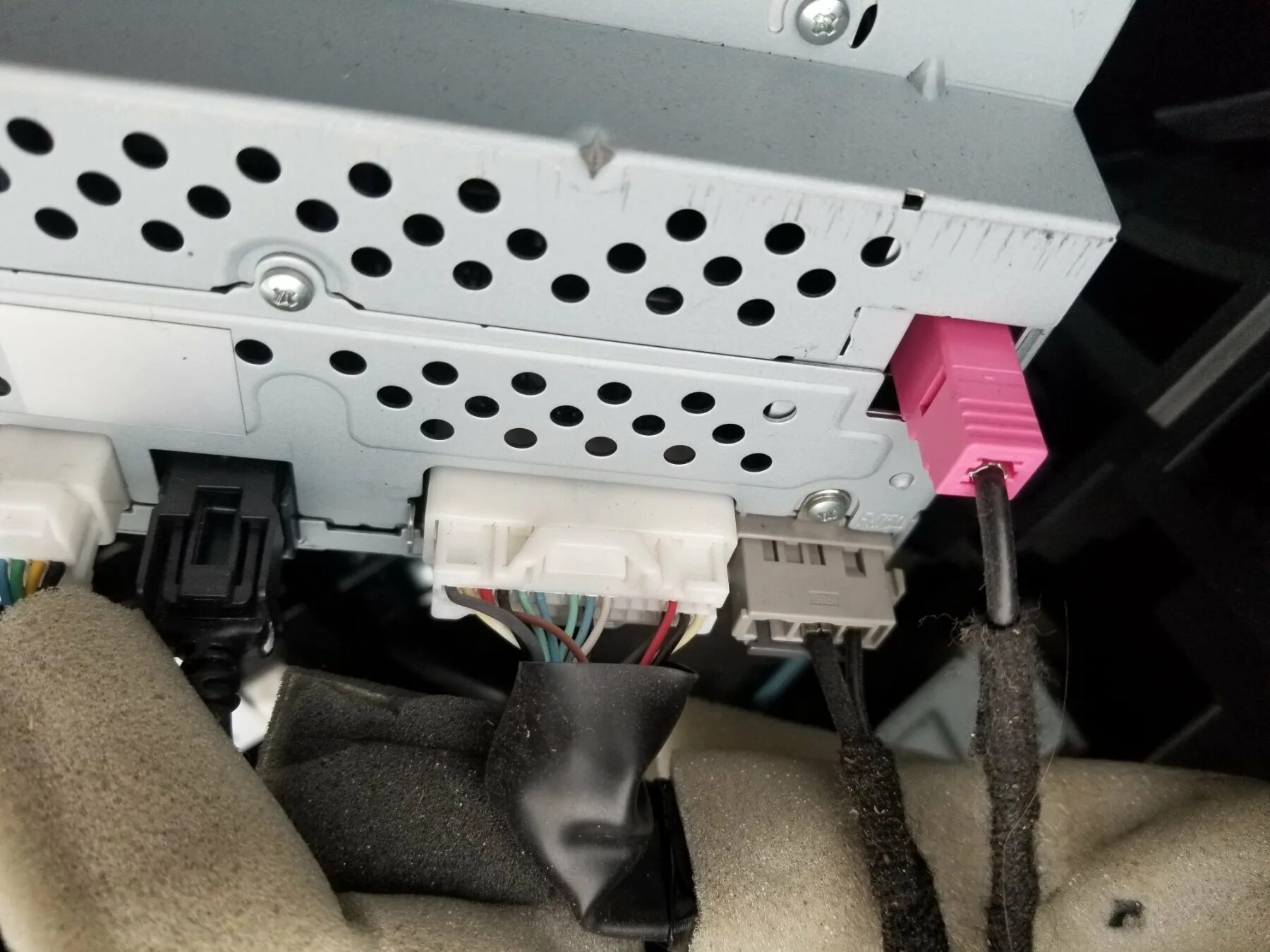 разъем магнитолы nissan x-trail t32. штатная магнитола ниссан х-трейл т31 разъемы. 2 din разъем nissan x-trail. штатные разъемы магнитолы ниссан x-trail т30. подключение магнитолы ниссан х трейл т31.