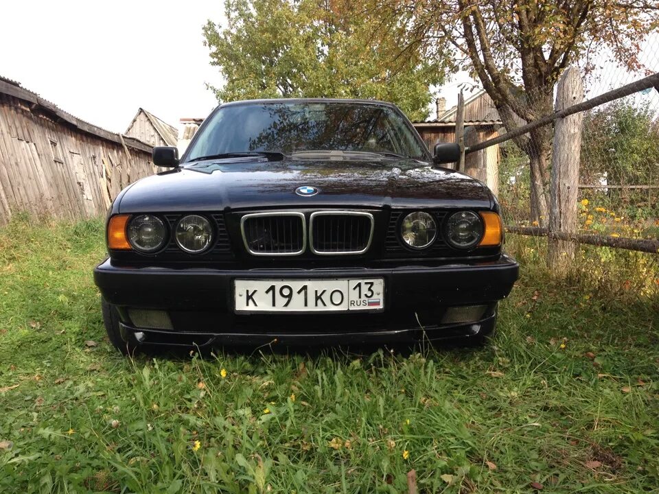 Хелла е34. BMW e34 HELLA Black. BMW m5 e34 HELLA Black. BMW 5 e34 HELLA Black. Е34 HELLA Black.