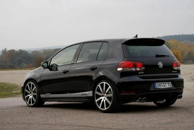 Фольксваген гольф 1.6 купить. VW Golf 6. Фольксваген гольф GTI mk6. Volkswagen гольф 6. Golf 6 GTI.