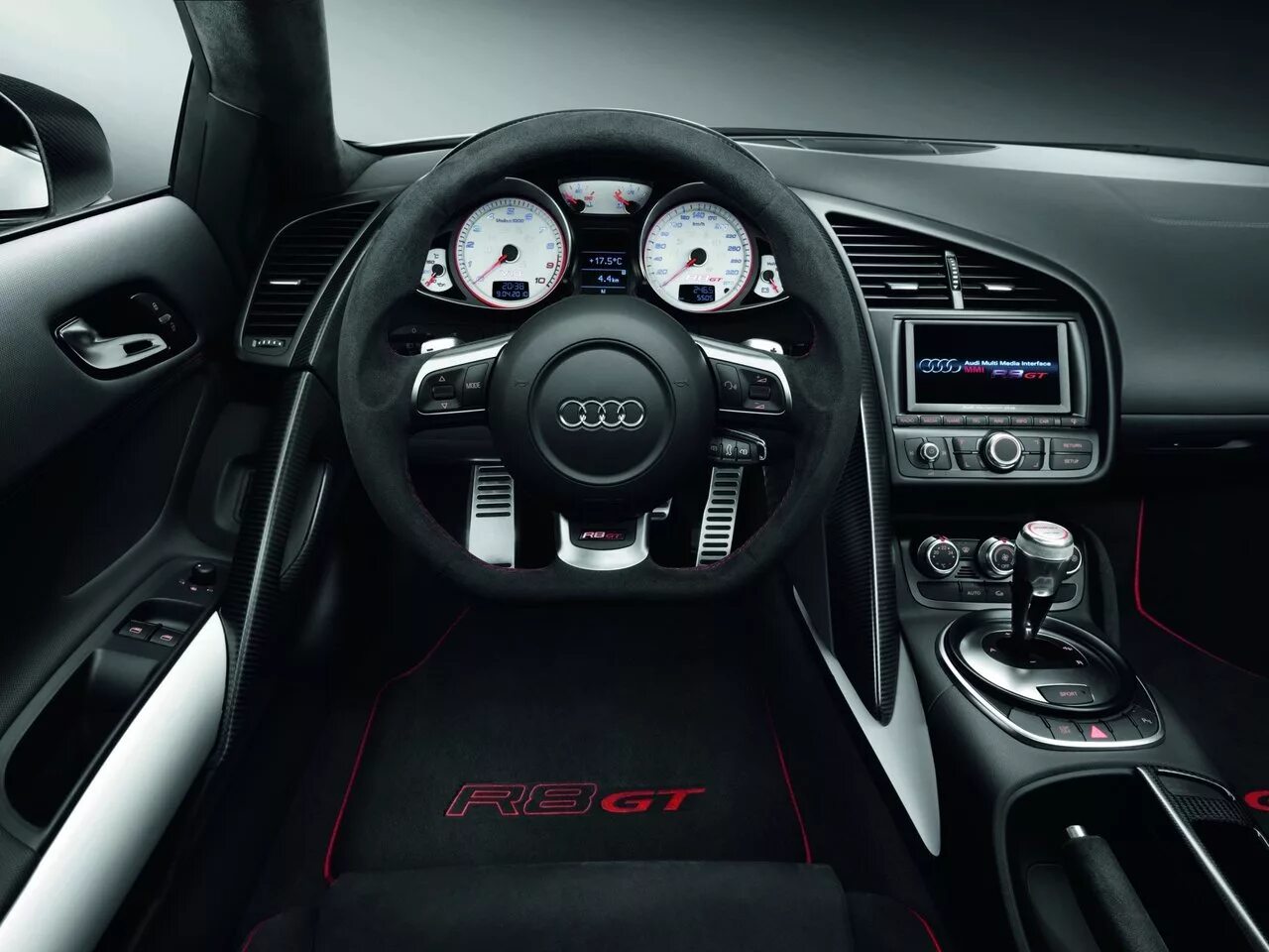 салон ауди s4. Audi s5 coupe салон. ауди на механике. Audi a3 35 tfsi. Audi r8 v10 салон.