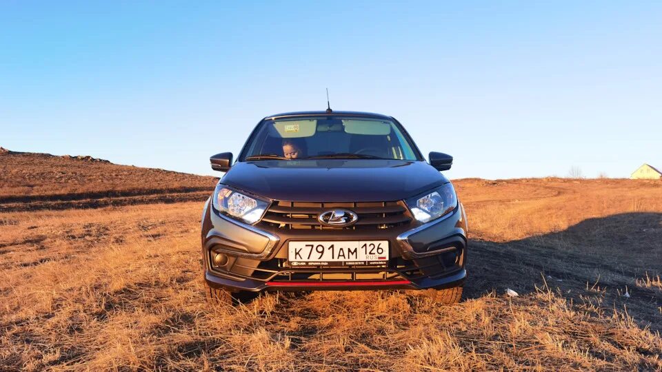 Гранта актив. Lada Granta Drive Active. Лада Гранта 1.6 MT Drive Active. Lada Granta Drive Active коричневая. Лада Гранта драйв Актив коричневый.