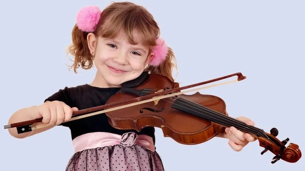Музыкальные инструменты для детей. Игра на скрипке дети. Человек с музыкальным инструментом. Скрипка для детей.