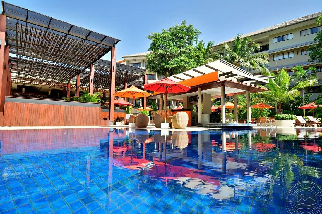 Novotel phuket resort 4*. Сурин бич резорт пхукет. Пхукет бич резорт. Дестинейшен сурин пхукет. Сурин бич пхукет.