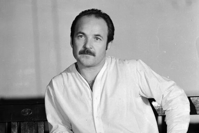 Николай Губенко - актёр, режиссёр, сценарист, театральный деятель - фотографии -
