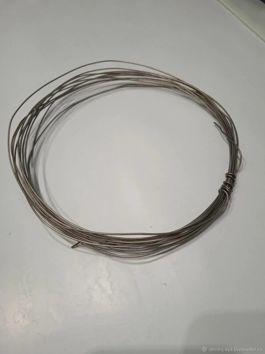 Проволока серебряная 925. ). Медная проволока 1. Wire москва. Катушка медной проволоки 0.
