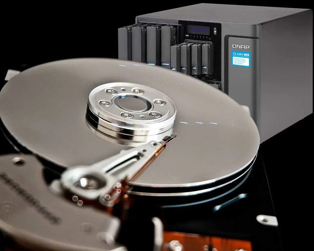 Лучший hdd. Hdd nas 8tb. самый современный hdd. жесткий диск лучшие. самый дорогой жесткий диск.