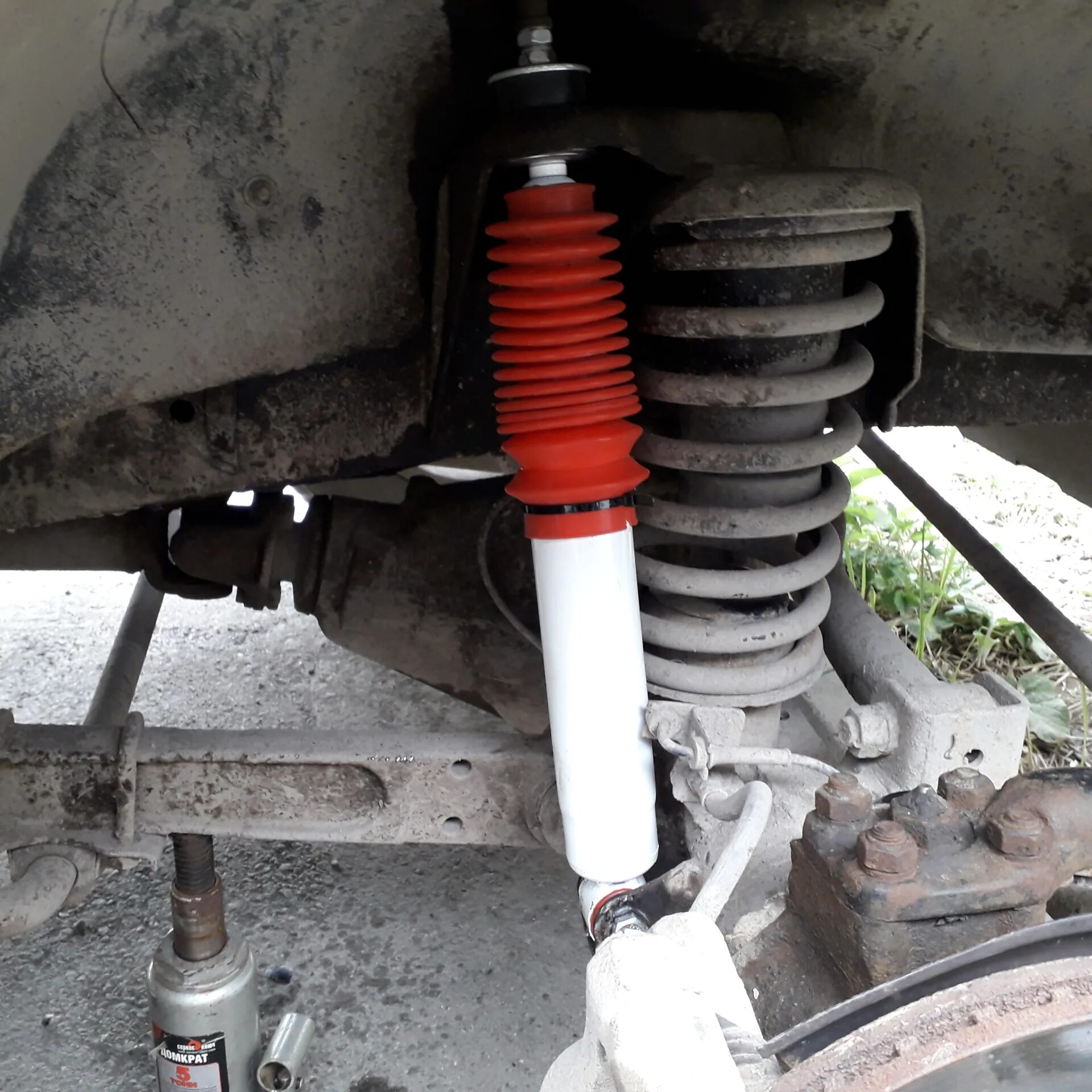 Амортизатор s461 hola ход амортизатора. Какие амортизаторы поставить на газель. Какие амортизаторы поставить на газель. Амортизаторы tahoe 900. Какие амортизаторы поставить на газель.