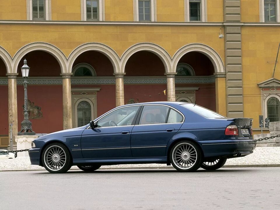 Бмв е39 альпина. Bmw e34 alpina. Бмв alpina e34. Е альпин. Bmw m5 e34 alpina.