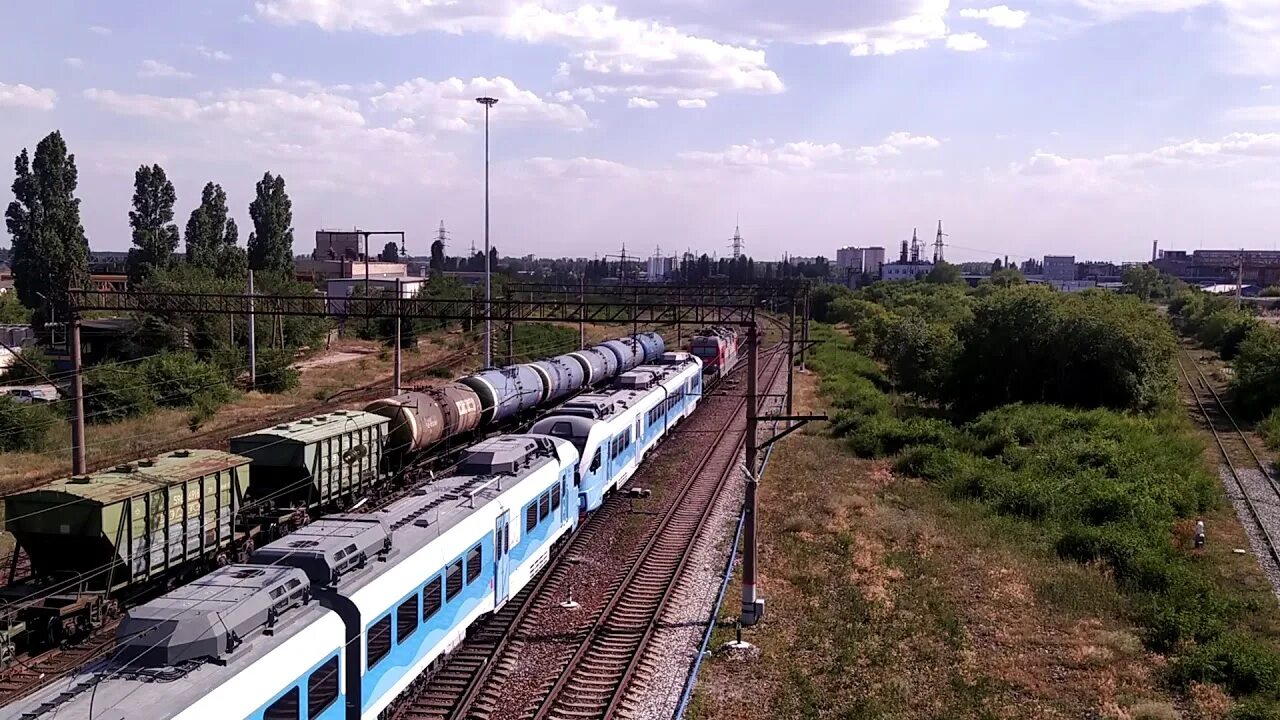 Пригородная джанкой. Ра3 рельсовый автобус Феодосия. Станция Феодосия ра3. Джанкой Феодосия поезд. Джанкой РЖД.