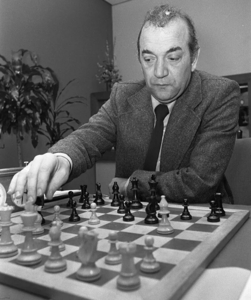 Корчной шахматы. Анатолий карпов и корчной. Виктор корчной шахматист. Корчной виктор львович. Корчной виктор львович.
