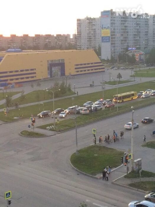 Европа ни. Европа нижневартовск. европа-сити нижневартовск магазины. европа сити нижневартовск 4 этаж.