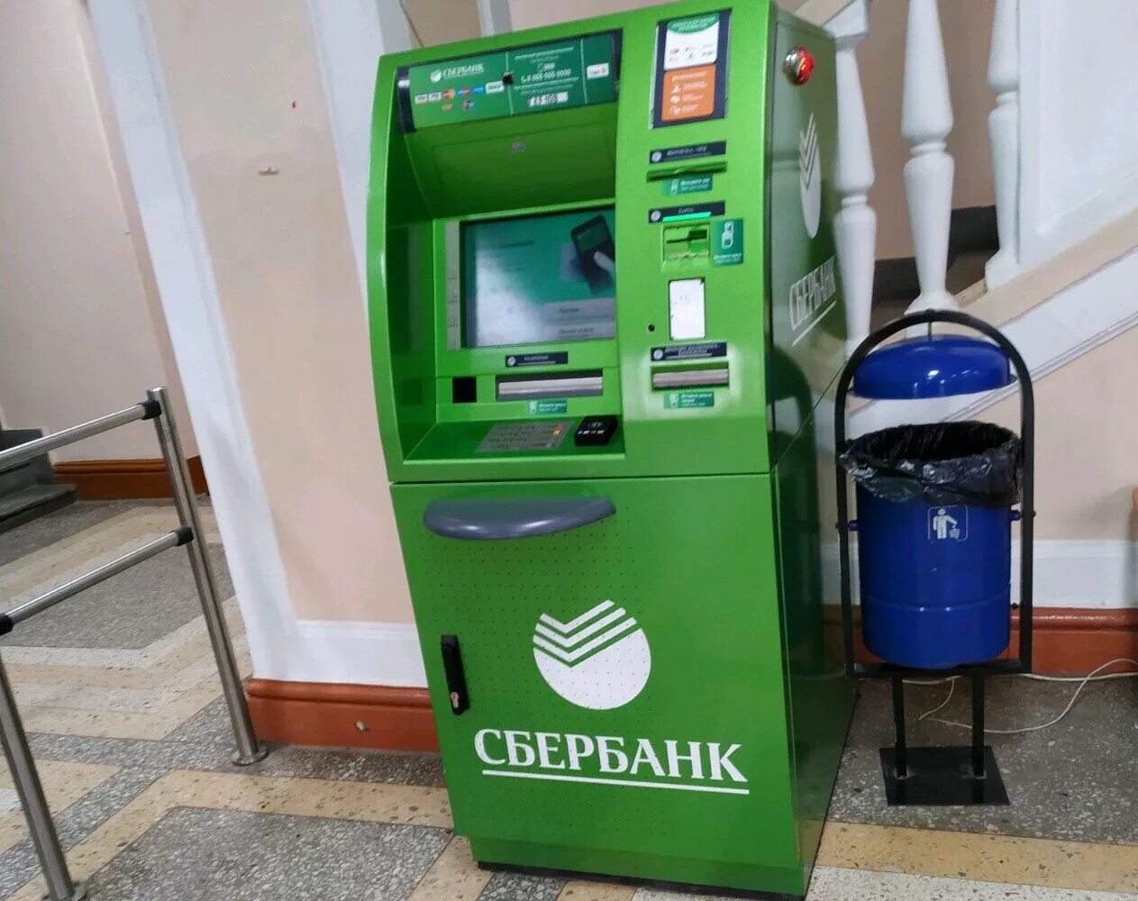 Банкомат Сбербанка. Сбербанк ATM. Терминал Казань Сбербанк. Банкомат на дачу. Банкомат сбербанка рядом ростов