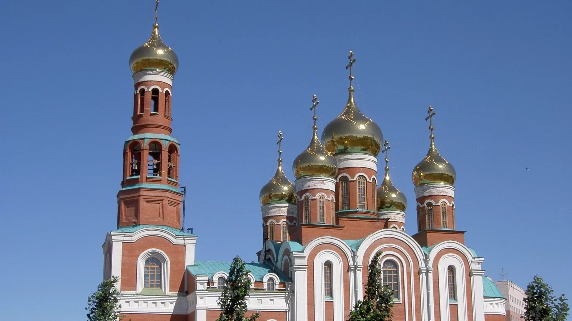 Православная церковь телефон. Храмы. Церковь фото. Церкви России. Красивый православный храм.