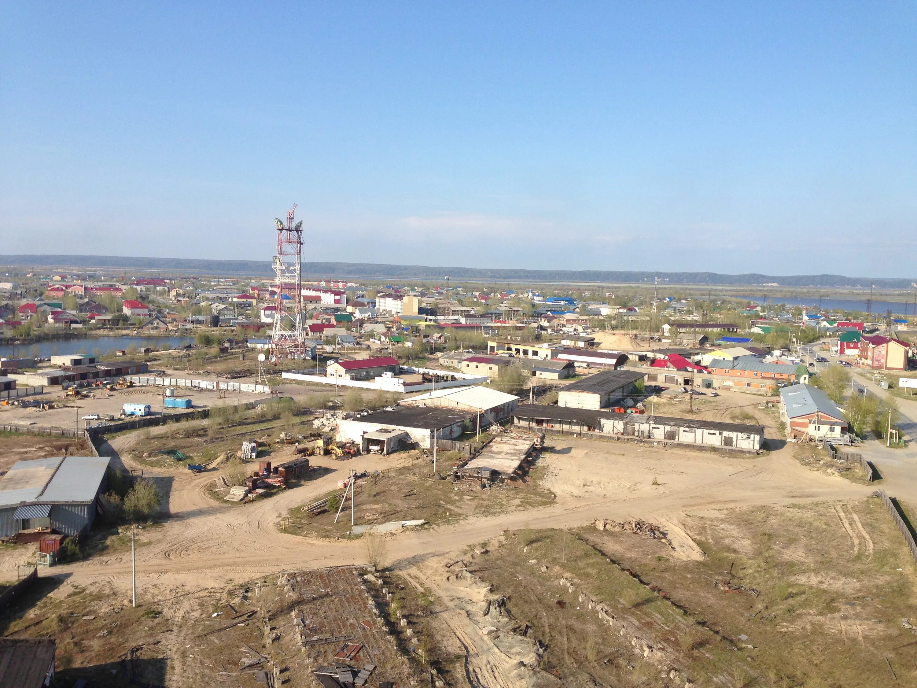 Погода октябрьское хмао приобье. Пгт Приобье ХМАО. Приобье Октябрьский район ХМАО. Поселок Приобье Ханты-Мансийский автономный округ. Поселок Приобье Октябрьский район Тюменская область.