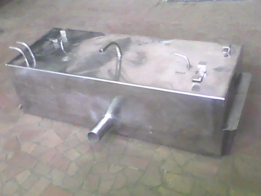 Бак из нержавеющей стали для бани. Бак из нержавейки под 530 трубу. Бак сварной 80. Сварка бака из нержавейки аргоном. Бак из нержавейки 2 куба.