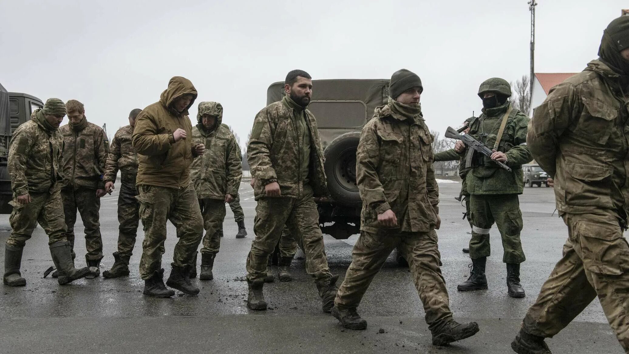 Российские солдаты на Украине. Российский солдат. Российские бойцы на Украине. Будет ли обмен военнопленных