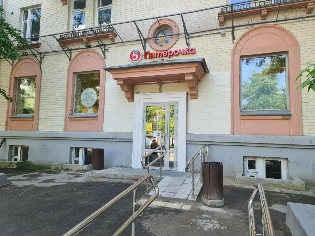 Порт отель на варшавке. Рослеспром отель кухня. Отель варшавская москва. Отель варшавская москва. Мини стол хостел.