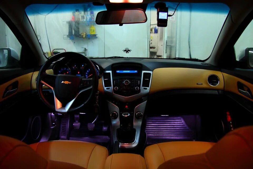 Никак не успокоюсь с салоном (часть 2) - Chevrolet Cruze Hatchback, 1,6 л, 2012 
