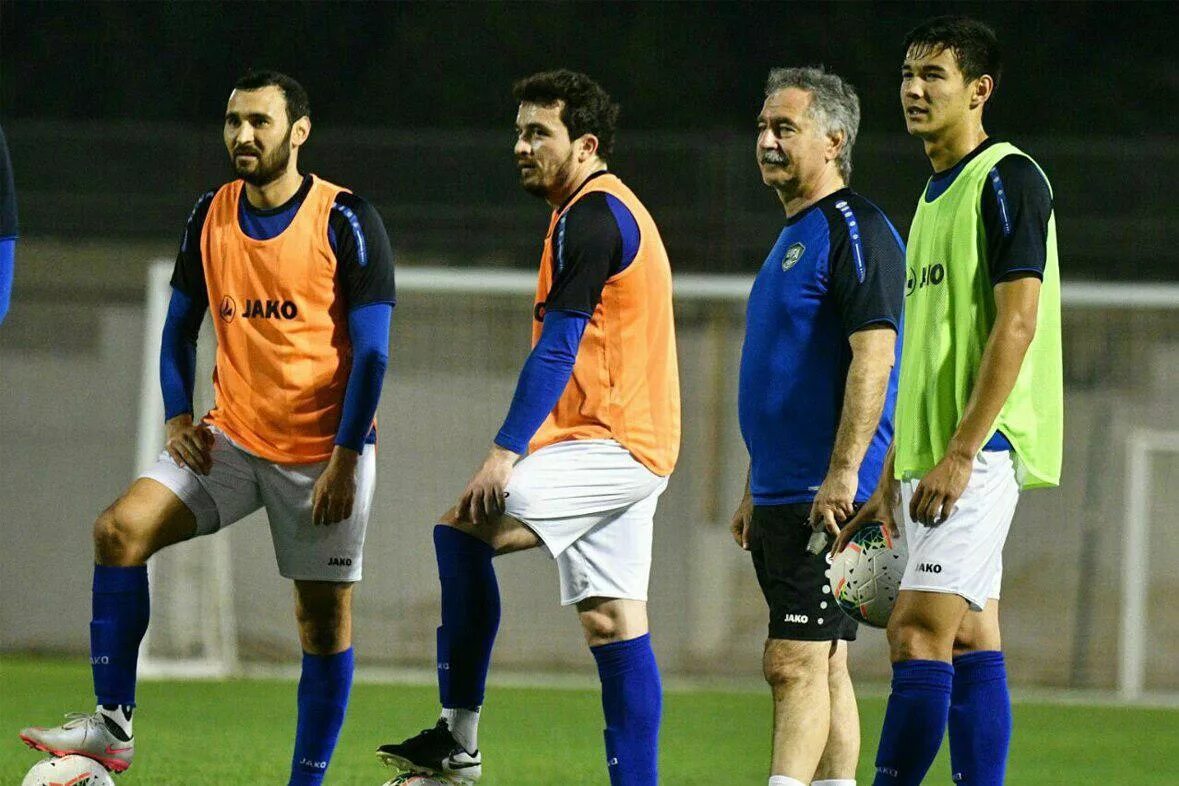 терма. узбекистон миллий терма жамоаси. футбольная команда узбекистана. узбекистан терма жамоаси. узбекистон миллий терма жамоаси.