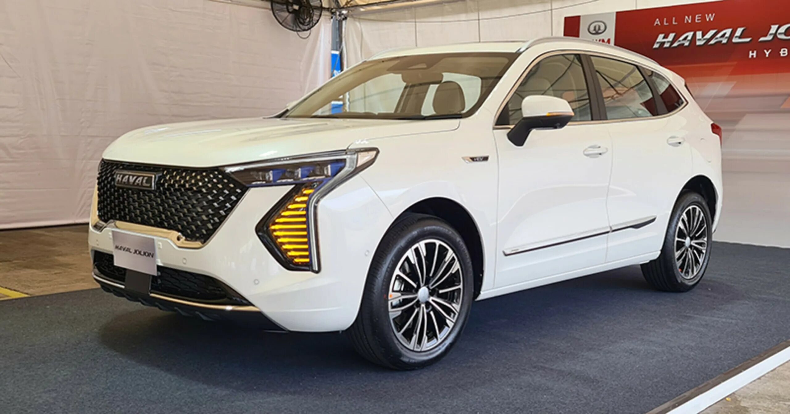 Брызговики хавал джолион 2025 рестайлинг. Jolion 2025. haval jolion 2025. haval jolion гибрид. haval jolion 2025.