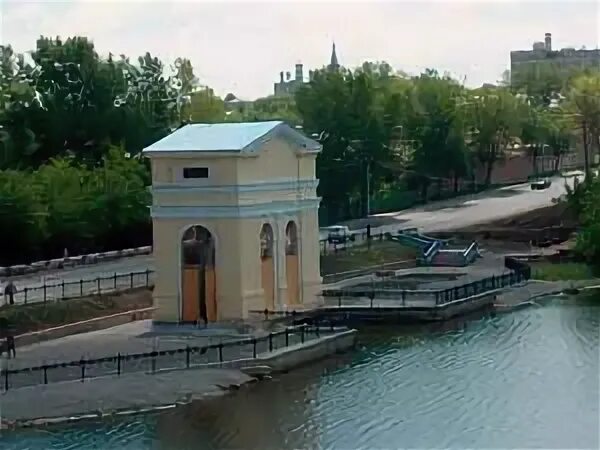 Река исеть плотина. Плотина городского пруда на реке исеть екатеринбург. плотина городского пруда г.каменск-уральского. река исеть каменск-уральский плотина. плотина городского пруда каменск уральский летом.