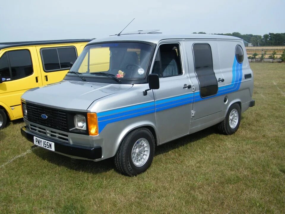 Форд транзит 1 купить. Ford Transit 2. Ford Transit 3 поколение. Ford Transit mk4. Форд Транзит 002.