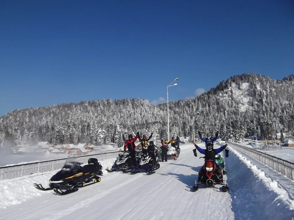 усадьба на притоке горный алтай. тюбинг манжерок. озеро манжерок горный алтай. канатная дорога манжерок горный алтай. манжерок прокат.