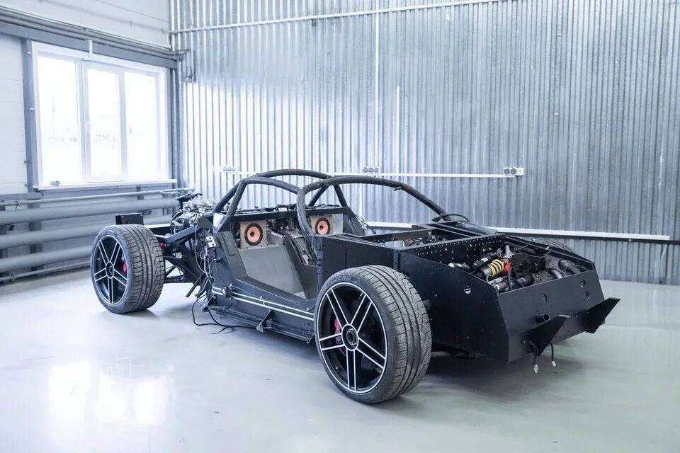 Кб спектр новосибирск. Marussia b2 Chassis. Marussia Motors каркас.