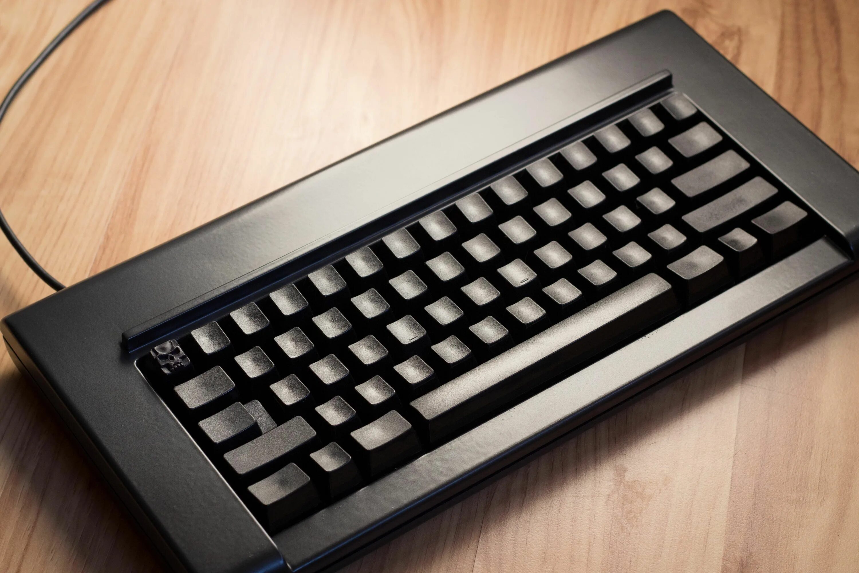 IBM 4704 Keyboard. Клавиатура f77. Клавиатура черная. Черная Кастомная клавиатура. Pc keyboards