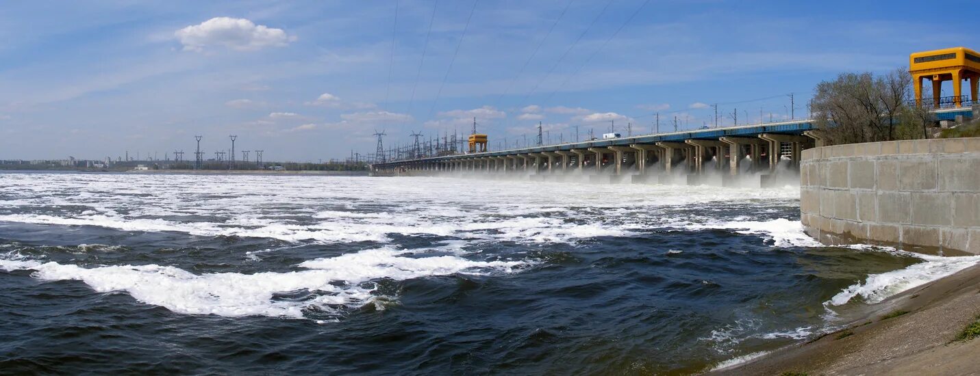 Волжская гэс область. Волжская ГЭС на Волге. Водохранилище Волжской ГЭС. Дамба Волжской ГЭС. Плотина ГЭС Волгоград.