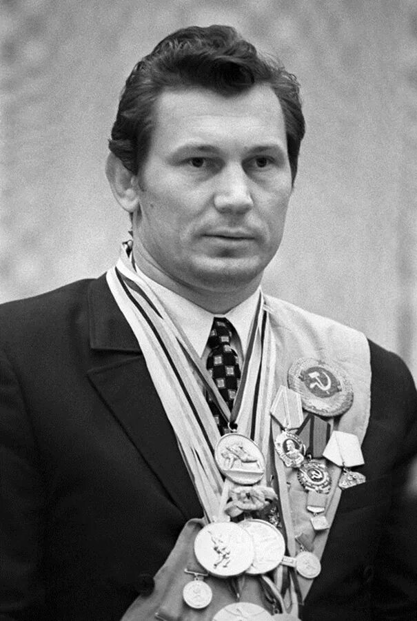Советский спортсмен борец чемпион. Медведь борец Олимпийский чемпион.