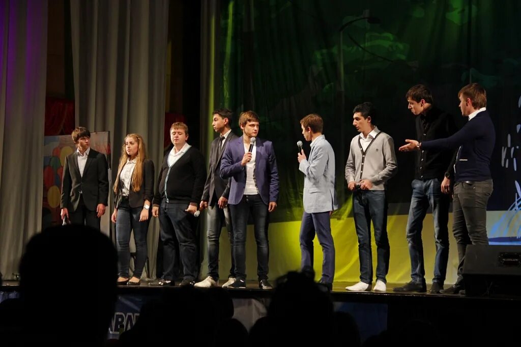 Команда квн краснодар сочи 2012. Квн соучастники. Сборная краснодарского края бак-соучастники. Квн соучастники армавир. Краснодар сочи команда квн.