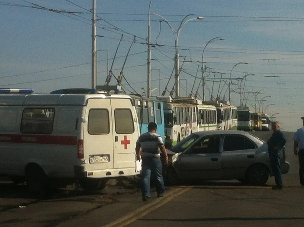 Блокнот волгодонска последние новости происшествия сегодня свежие. Блокнот Волгодонск авария. Происшествия Волгодонск. Авария в Волгодонске на мосту. Авария город Волгодонск.