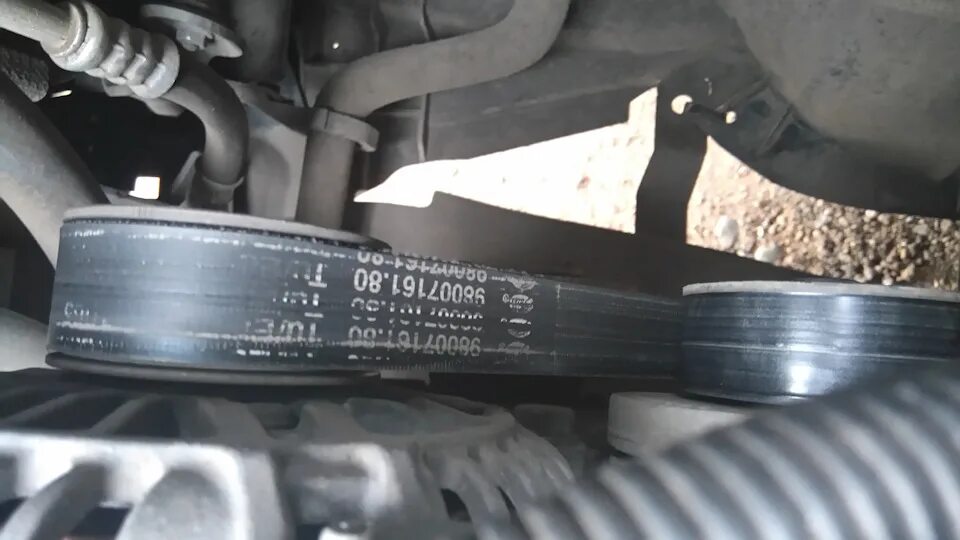 Ремень генератора peugeot 408. Ремень генератора пежо 408. 6pk906 пежо 308. Размер ремня генератора пежо 308. Ремень генератора пежо 408.