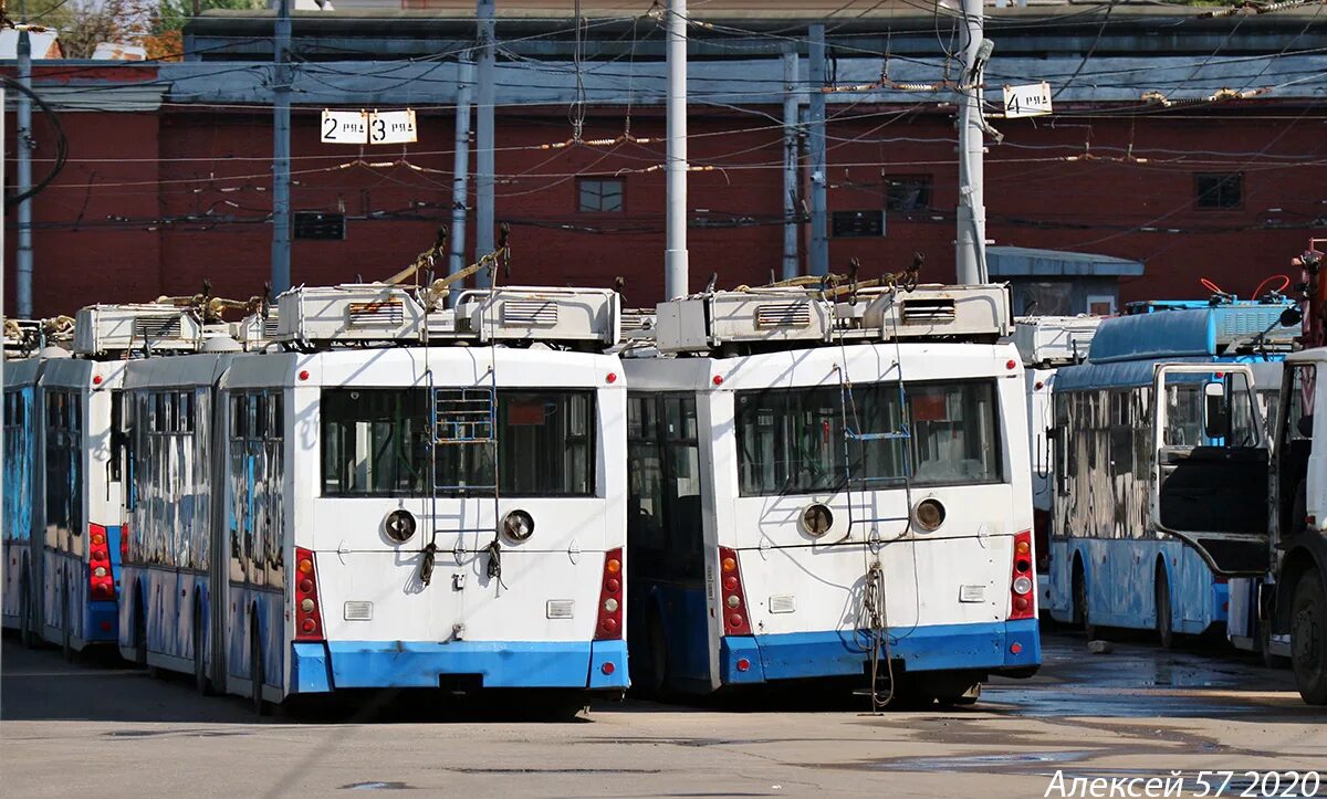 Троллейбусный парк сайт. 5 Троллейбусный парк в Минске. Дзержинск Тролза 6206. Троллейбусный парк Москва. Тролза-6206 Мегаполис Дзержинск.