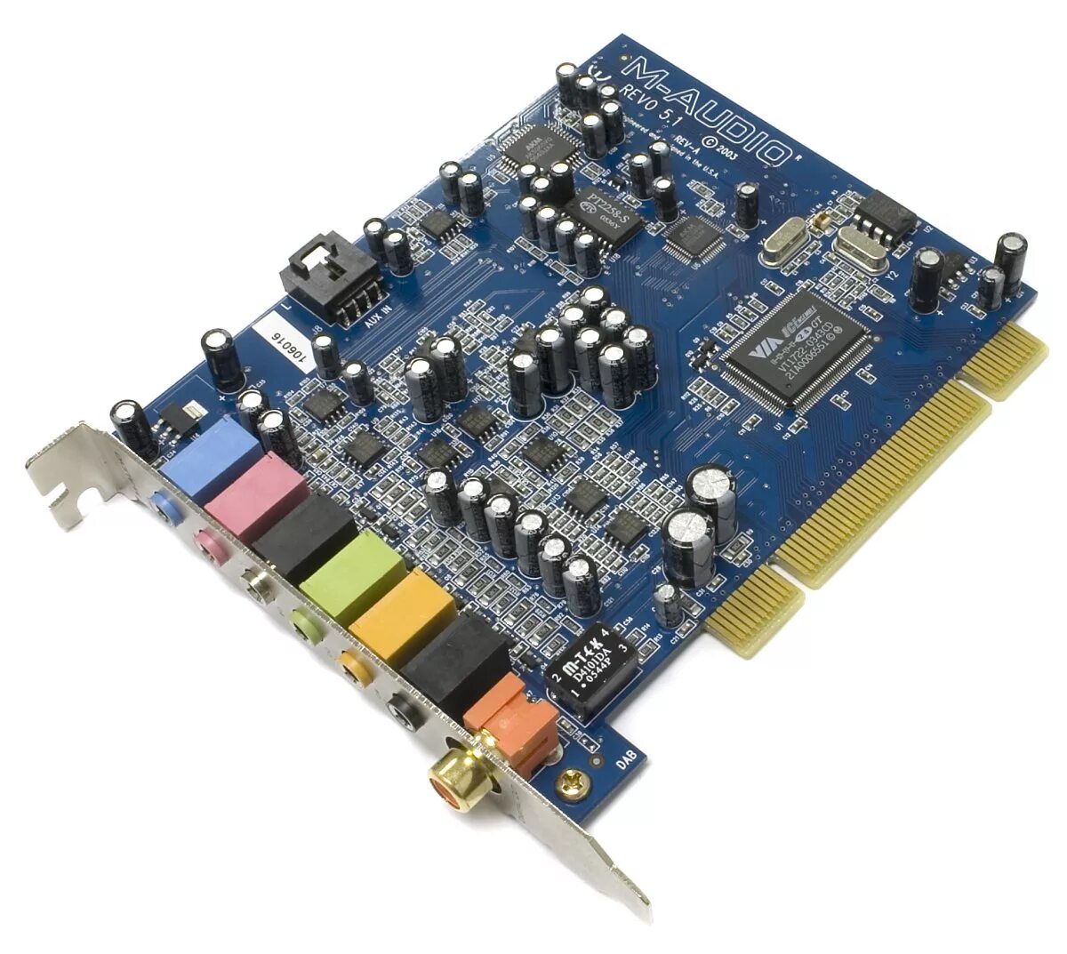 Звуковая карта авито. M-Audio Revolution 5.1 PCI. M-Audio Revo 5.1. Звуковая плата m Audio 5.1. ЦАП AKM 4358.