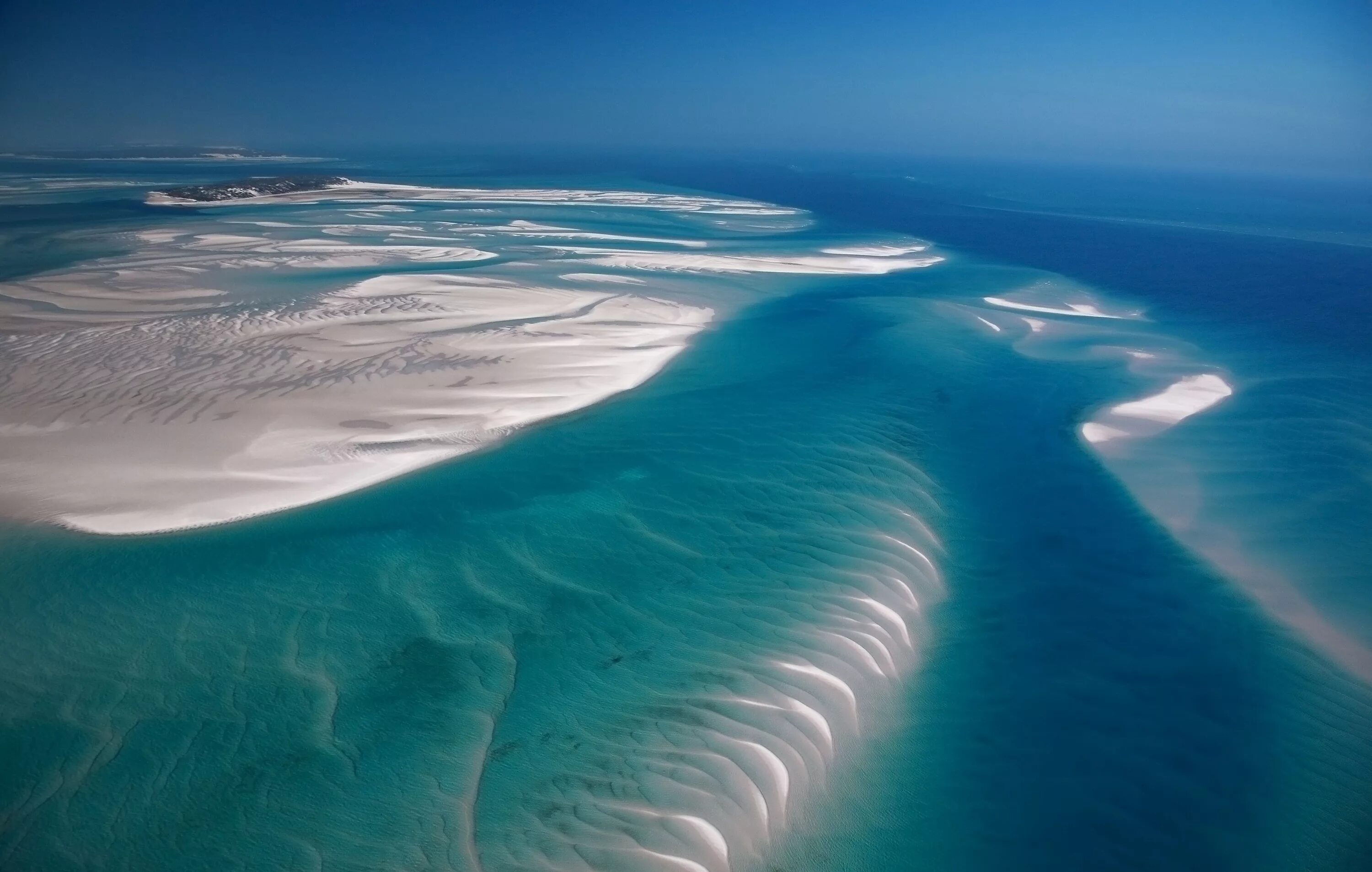 Индийский океан какая вода. Архипелаг Базаруто. Базаруто Мозамбик. Bazaruto Archipelago Мозамбик. Архипелаг Базаруто (национальный парк).