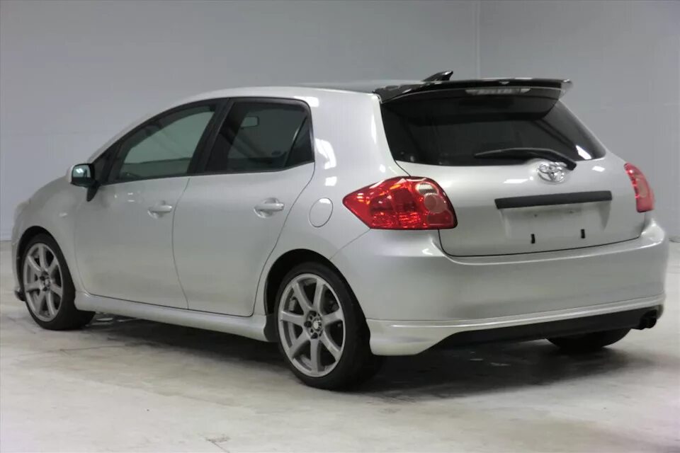 Toyota Auris 2008. Toyota Auris 2006 обвес. Тойота аурис 2008 спорт. Тойота аурис 2008 года.