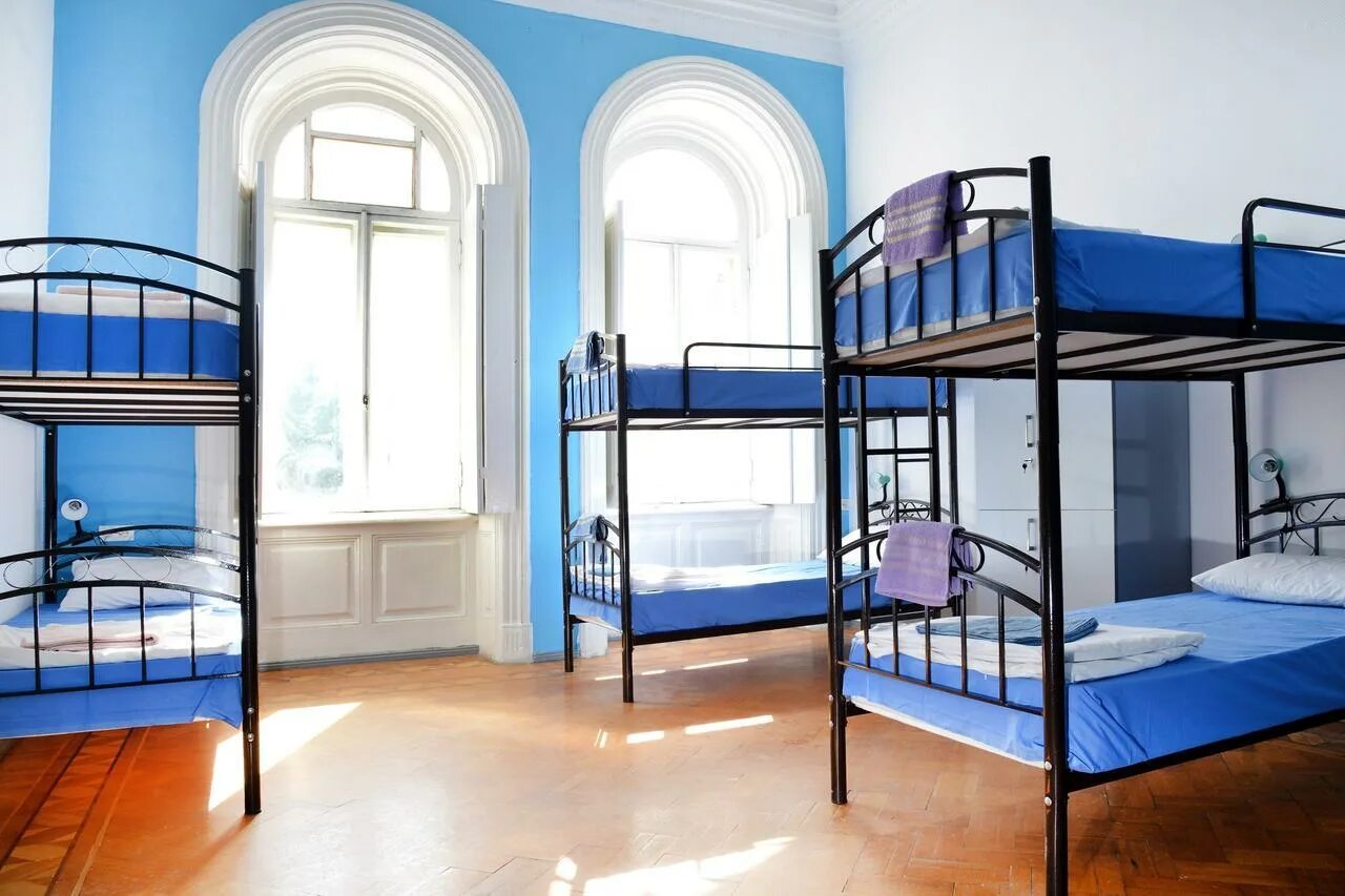 общежитие баку ясамал. бачок хостел. хостел баку. A&f hostel баку. хостелы в баку.