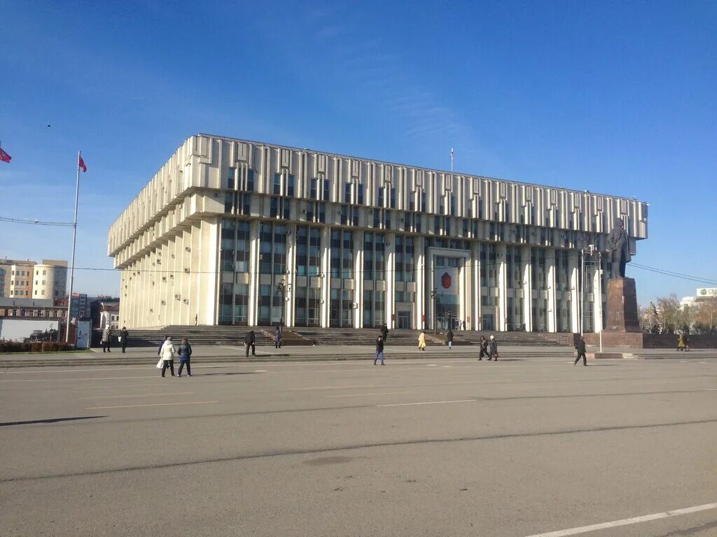 6 подъезд белый дом тула. городская дума тула. белый дом тула правительство. здание правительства тульской области. здание правительства тульской области.