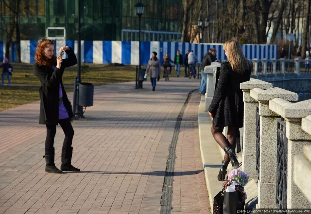 Телефон погулять. Где можно погулять в Пензе. Где можно погулять в Калининграде сегодня. Место где гулять. Где можно прогуляться в Москве с девушкой.