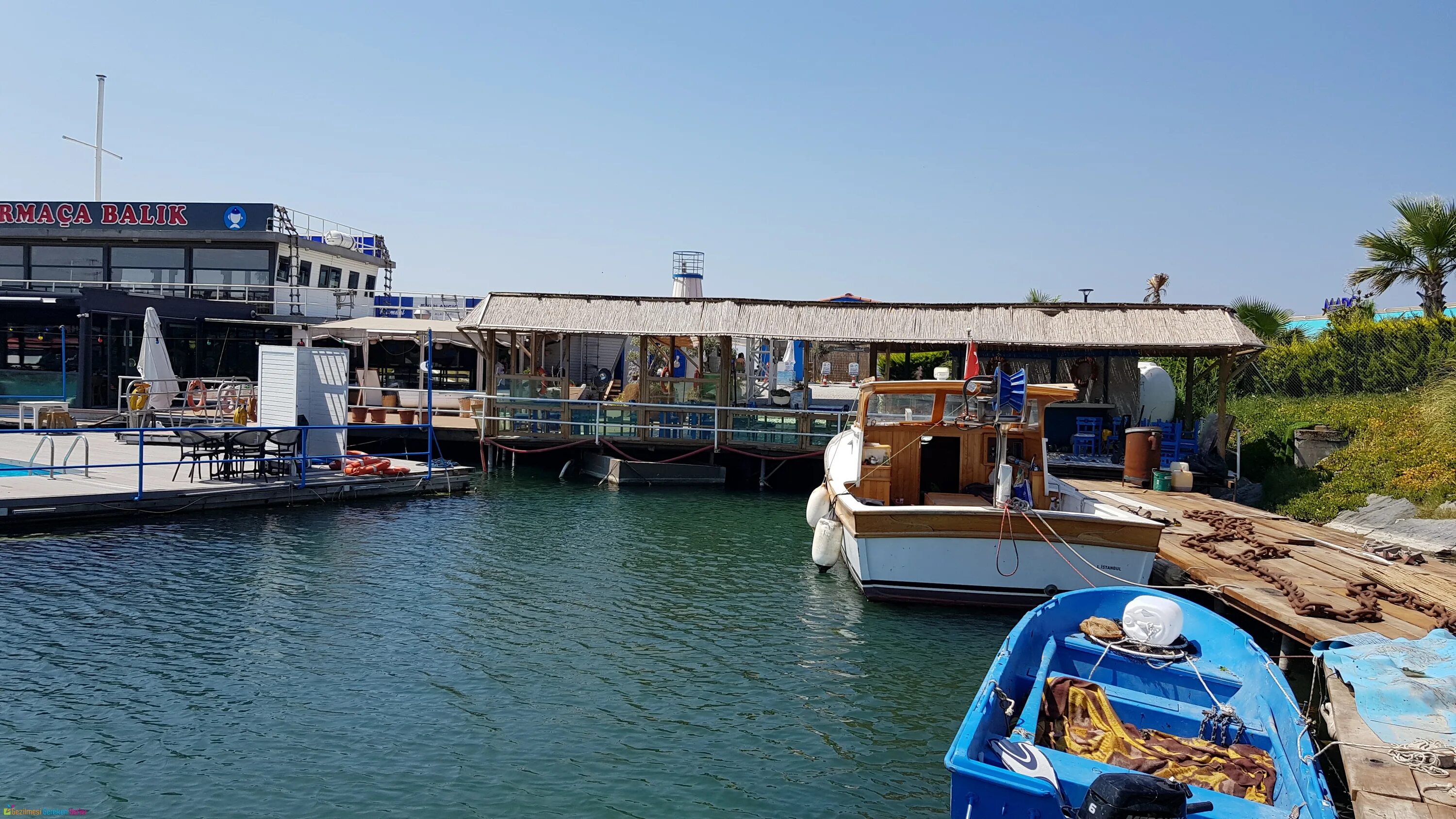 Порт West Istanbul Marina.