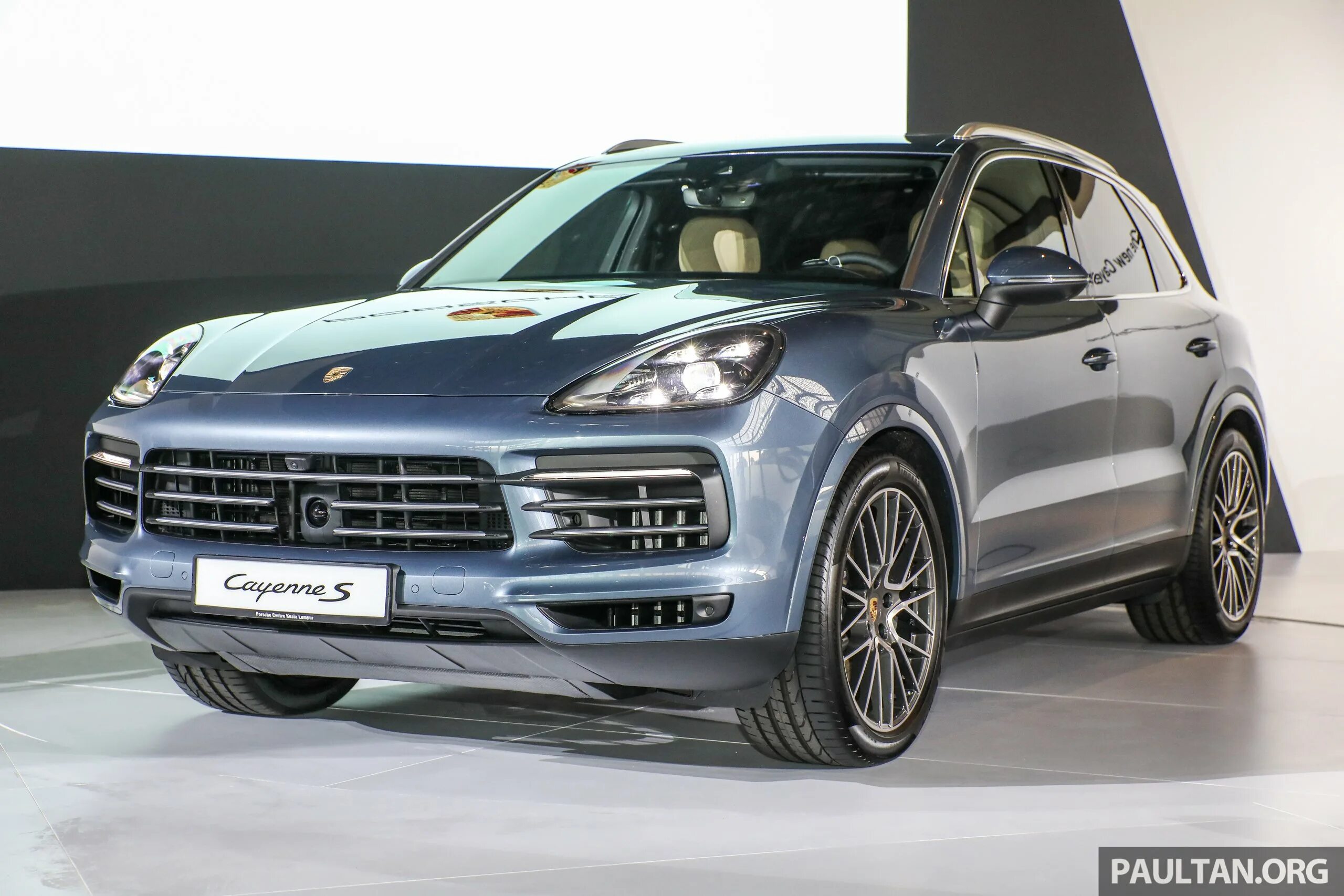 Cayenne 2018. Porsche cayenne 2018. порше кайен 2018. порше кайен 2018 r22. порше кайен 2018 r18.