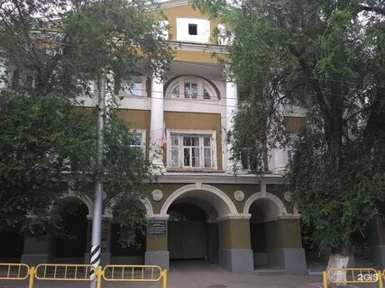 Челюскинцев 12
