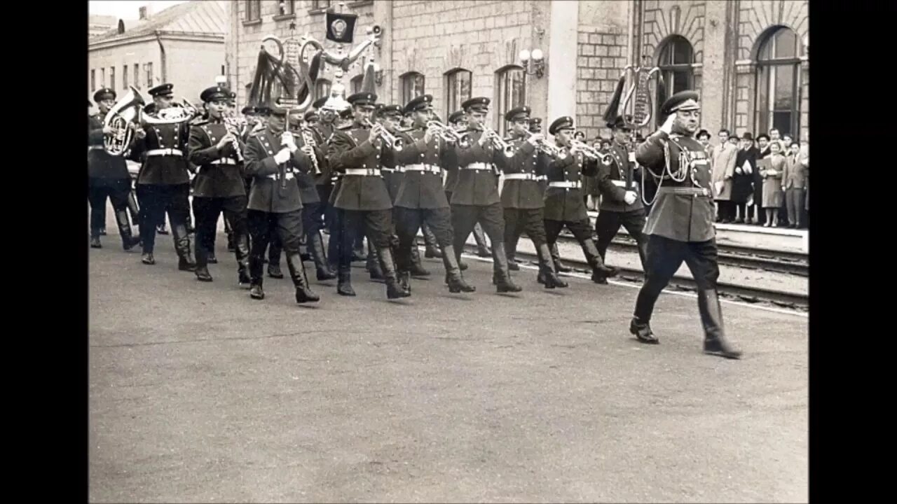Сыгра н нн ый оркестром марш. Марш оркестр. парадный марш военный. духовой оркестр марш. гвардейский марш.