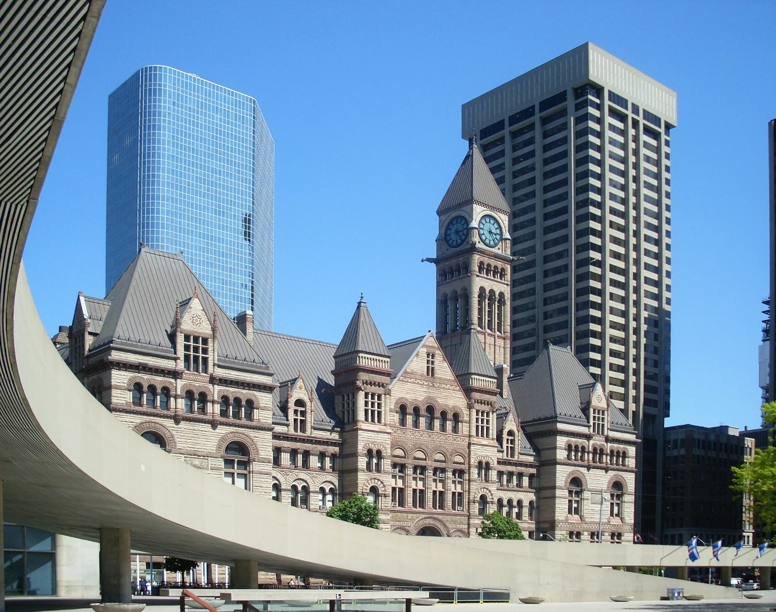 Важные здания в городе. Торонто архитектура. Торонто Канада. Канада Билдингс. Гудерхам Билдинг Торонто.