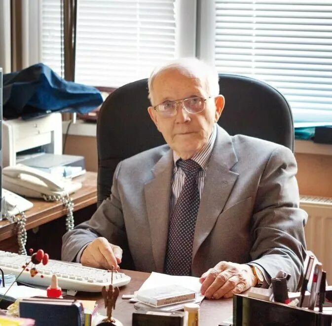 Ульчицкий о а магнитогорск доктор наук архитектор. Ульчицкий о а магнитогорск доктор наук архитектор