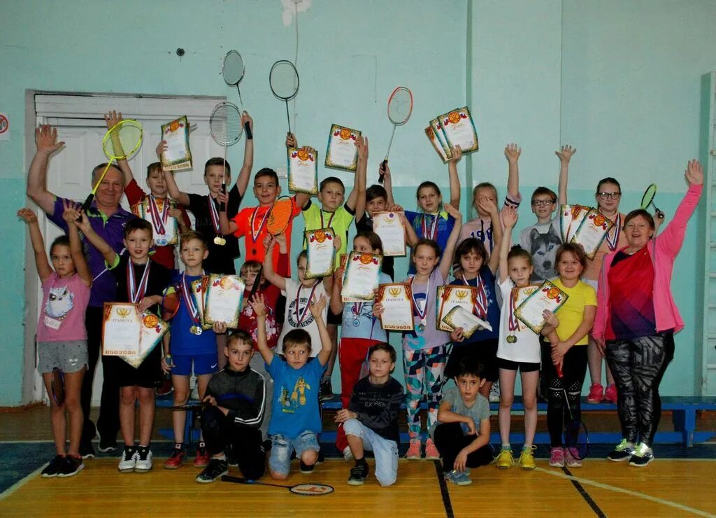 Новый формат чухломская сош домашняя страница. Чухломская средняя школа домашняя. Межпоселенческая библиотека чухломского муниципального района. Чухломская средняя школа. Портянурская сельская школа.